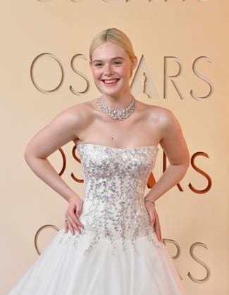 Elle Fanning arrives on the red carpet for the 98th annual Academy Awards in the Hollywood section of Los Angeles on Sunday, March 15, 2026. Conan O Brien will host the Oscars for the second consecutive year.  LAP20260315183 JIMxRUYMEN