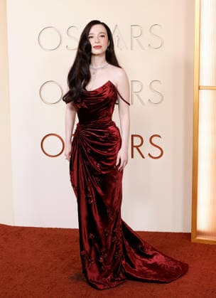 Mikey Madison attends the 98th Oscars on the red carpet for the 98th annual Academy Awards in the Hollywood section of Los Angeles on Sunday, March 15, 2026. Conan O Brien will host the Oscars for the second consecutive year.  LAP20260315648 JOHNxANGELILLO