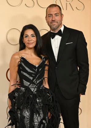 HOLLYWOOD, CA - MARCH 15: Amy Homma and Charlie Dawson at the 98th Oscars at Dolby Theatre on March 15, 2026 in Hollywood, California. Hollywood USA - ZUMAa123 20260315_zaa_a123_168 Copyright: xMediaPunchx