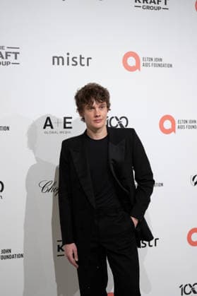 34th Annual Elton John AIDS Foundation Academy Awards Viewing Party Hunter Doohan arrives on the red carpet of the 34th Annual Elton John AIDS Foundation Academy Awards Viewing Party at West Hollywood Park in Hollywood California on March 15, 2026. (Contributing Photographer, Connor Terry) West Hollywood California United States Copyright: xConnorxTerry imageSPACEx