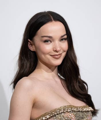 34th Annual Elton John AIDS Foundation Academy Awards Viewing Party Dove Cameron arrives on the red carpet of the 34th Annual Elton John AIDS Foundation Academy Awards Viewing Party at West Hollywood Park in Hollywood California on March 15, 2026. (Contributing Photographer, Connor Terry) West Hollywood California United States Copyright: xConnorxTerry imageSPACEx