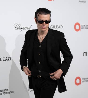 34th Annual Elton John AIDS Foundation Academy Awards Viewing Party YUNGBLUD on the red carpet of the 34th Annual Elton John AIDS Foundation Academy Awards Viewing Party at West Hollywood Park in Hollywood California on March 15, 2026. (Contributing Photographer, Connor Terry) West Hollywood California United States Copyright: xConnorxTerry imageSPACEx