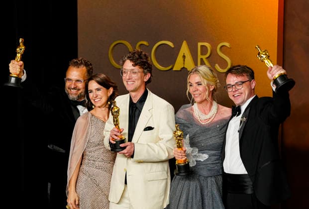 David Borenstein, Pavel Talankin, Helle Faber, Alzbeta Karaskova, and Robin Hessman celebrate in the press photo room after winning the Best Documentary Feature Film Oscar for Mr. Nobody Against Putin during the 98th annual Academy Awards in the Hollywood section of Los Angeles on Sunday, March 15, 2026.  LAP20260315378 BONNIExCASH