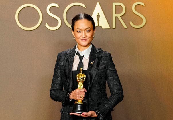 Autumn Durald Arkapaw celebrates in the press photo room after winning the Best Cinematography Oscar for Sinners during the 98th annual Academy Awards in the Hollywood section of Los Angeles on Sunday, March 15, 2026.  LAP20260315391 BONNIExCASH