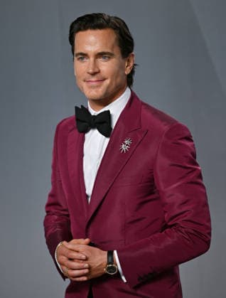 Matt Bomer arrives on the red carpet at the 2026 Vanity Fair Oscar Party Hosted By Mark Guiducci at Los Angeles County Museum of Art in Los Angeles, California on Sunday, March 15, 2026.  LAP202603154021 CHRISxCHEW