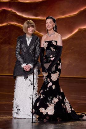 98th Oscars, Academy Awards Dame Anna Wintour and Anne Hathaway present the Oscar for Costume Design during the 98th Oscars at the Dolby Theatre at Ovation Hollywood on Sunday, March 15, 2026., Credit:Trae Patton The Academy Avalon United States of America, CA, Hollywood, Dolby Theater  Copyright: xTraexPattonx xThexAcademyx xAvalonx 1083370538