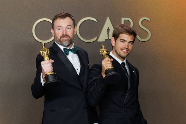 March 15, 2026, Hollywood, California, USA: Jack Piatt and Sam A. Davis, winner of the Live Action Short Film award for Ã¢â‚¬oeThe SingersÃ¢â‚¬Â, pose in the press room of the 98th Annual Academy Awards on Sunday March 15, 2026 at the Dolby Theater in Hollywood, California. PRENSA INTERNACIONAL Hollywood USA  - ZUMAp124 20260315_zaa_p124_330 Copyright: xPrensaxInternacionalx