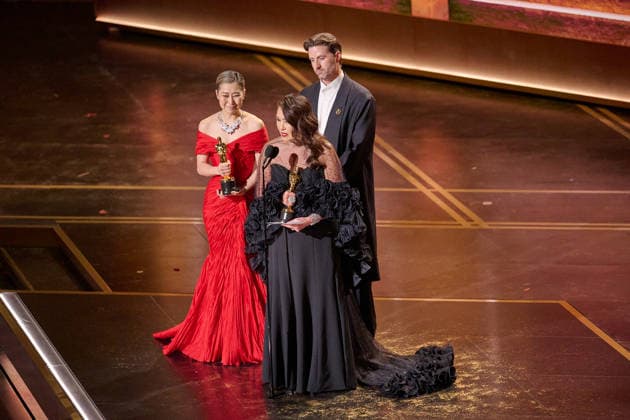 98th Oscars, Academy Awards Maggie Kang, Michelle Wong and Chris Appelhans accept the Oscar for Animated Feature Film during the 98th Oscars at the Dolby Theatre at Ovation Hollywood on Sunday, March 15, 2026., Credit:Wally Skalij The Academy Avalon United States of America, CA, Hollywood, Dolby Theater  Copyright: xWallyxSkalijx xThexAcademyx xAvalonx 1083369178