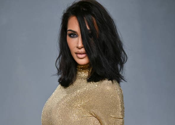 Kim Kardashian arrives on the red carpet at the 2026 Vanity Fair Oscar Party Hosted By Mark Guiducci at Los Angeles County Museum of Art in Los Angeles, California on Sunday, March 15, 2026.  LAP202603154067 CHRISxCHEW
