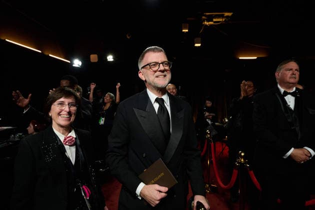 Paul Thomas Anderson backstage with the OscarÂ® for Adapted Screenplay during the 98th OscarsÂ® at DolbyÂ® Theatre at Ovation Hollywood on Sunday, March 15, 2026. Los Angeles CA USA  350081219PLX
