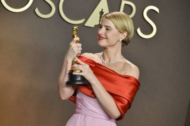 Jessie Buckley in the press room for The 98th Academy Awards - Press Room, Dolby Theatre at Ovation Hollywood, Los Angeles, CA, March 15, 2026. Photo By: Elizabeth Goodenough Everett Collection The 98th Academy Awards - Press Room PUBLICATIONXNOTxINxCANxCHNxFRAxITAxJPNxNORxPOLxRUSxESPxUKxUSA