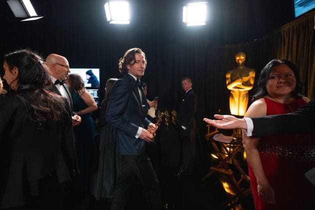 Conall Jones and Gloria Cazares pose backstage with the OscarÂ® for Documentary Short Film during the 98th OscarsÂ® at the DolbyÂ® Theatre at Ovation Hollywood on Sunday, March 15, 2026. Los Angeles CA USA  350081330PLX