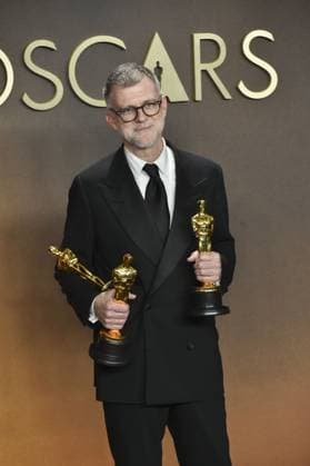 Paul Thomas Anderson in the press room for The 98th Academy Awards - Press Room, Dolby Theatre at Ovation Hollywood, Los Angeles, CA, March 15, 2026. Photo By: Elizabeth Goodenough Everett Collection The 98th Academy Awards - Press Room PUBLICATIONXNOTxINxCANxCHNxFRAxITAxJPNxNORxPOLxRUSxESPxUKxUSA