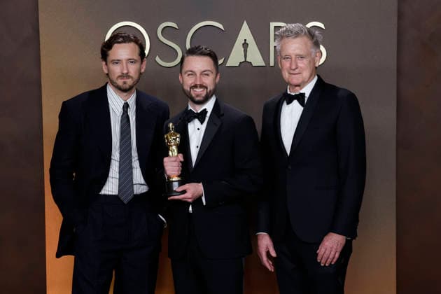 March 15, 2026, Hollywood, California, USA: (L-R) Lewis Pullman, Andy Jurgensen and Bill Pullman in the press room of the 98th Annual Academy Awards on Sunday March 15, 2026 at the Dolby Theater in Hollywood, California. BURT HARRIS BNS PI Hollywood USA  - ZUMAp124 20260315_zaa_p124_447 Copyright: xBurtxHarrisx
