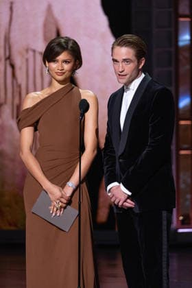 March 15, 2026, Hollywood, California, USA: Zendaya and Robert Pattinson present the Oscar for Directing during the 98th Oscars at the Dolby Theatre at Ovation Hollywood on Sunday. Hollywood USA  - ZUMAz03_ 20260315_zah_z03_129 Copyright: xTraexPattonx