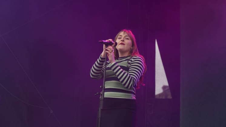SINGER Nell Mescal The Mayor of London s St Patrick s Festival i at Trafalgar Square on Sunday 15 03 2026 SINGER Nell Mescal The Mayor of London s St Patrick s Festival i at Trafalgar Square on Sunday 15 03 2026, Credit:Roger Alarcon Avalon United Kingdom, London  Copyright: xRogerxAlarconx xAvalonx 1083307007