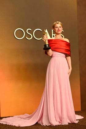 HOLLYWOOD, CA - MARCH 15: Jessie Buckley in the press room at the 98th Oscars at Dolby Theatre on March 15, 2026 in Hollywood, California. Copyright: xMediaPunchx