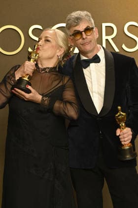 Winners in the press room of the 98th Academy Awards at Dolby Thetre in Los Angeles Featuring: Tamara Deverell, Shane Vieau Where: Los Angeles, California, United States When: 15 Mar 2026 Credit: Valerie Goodloe MediaPunch INSTARimages EDITORIAL USE ONLY. NOT FOR USE BY NEWSPAPERS BASED IN THE UK. Copyright: xx instar55555663