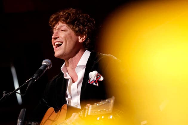 Schauspieler Daniel Donskoy in der Veranstaltung Brennen Lesung, Gespräch und Musik mit Daniel Donskoy im Rahmen der Lit.Cologne 2026 im WDR-Funkhaus am Wallrafplatz. Köln, 15.03.2026 NRW Deutschland Copyright: xChristophxHardtx