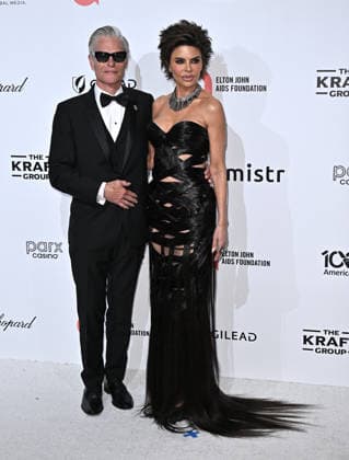 Elton John AIDS Foundation Academy Awards Party Harry Hamlin and Lisa Rinna arriving to the 34th Annual Elton John AIDS Foundation Academy Awards viewing party held at the West Hollywood Park on March 15, 2026 in West Hollywood, CA. West Hollywood Park California USA Copyright: xStarbuck xAFF-USA.COMx