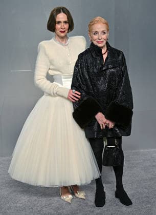 Sarah Paulson (L) and Holland Taylor arrive for the Vanity Fair Oscar Party at LACMA s new David Geffen Galleries in Los Angeles, California on Sunday, March 15, 2026.  LAP202603157026 CHRISxCHEW