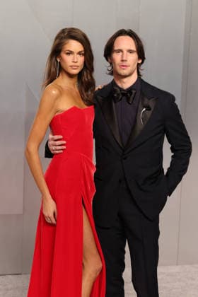 2026 Vanity Fair Oscar Party Kaia Gerber and Cory Michael Smith at the 2026 Vanity Fair Oscar Party (98th Annual Academy Awards) Hosted By Mark Guiducci held at the David Geffen Galleries at the Los Angeles County Museum of Art (LACMA) at 5905 Wilshire Blvd on March 15, 2026 in Museum Row, Miracle Mile, Los Angeles, California, United States., Credit:Xavier Collin Avalon USA, Los Angeles  Copyright: xXavierxCollinx xAvalonx 1083477768