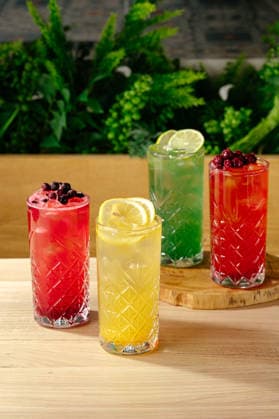 a set of non-alcoholic cocktails in a restaurant R_KUAL260312-1974454-01