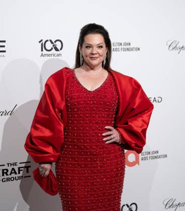 34th Annual Elton John AIDS Foundation Academy Awards Viewing Party Melissa McCarthy arrives on the red carpet of the 34th Annual Elton John AIDS Foundation Academy Awards Viewing Party at West Hollywood Park in Hollywood California on March 15, 2026. (Contributing Photographer, Connor Terry) West Hollywood California United States Copyright: xConnorxTerry imageSPACEx