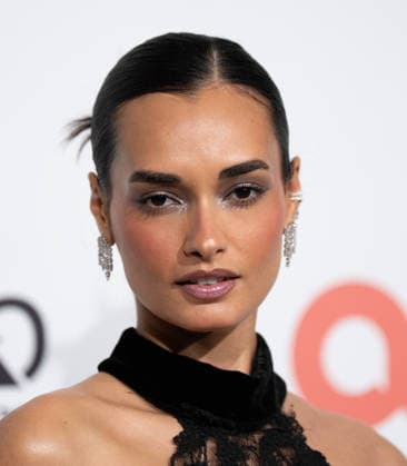 34th Annual Elton John AIDS Foundation Academy Awards Viewing Party Gizele Oliveira arrives on the red carpet of the 34th Annual Elton John AIDS Foundation Academy Awards Viewing Party at West Hollywood Park in Hollywood California on March 15, 2026. (Contributing Photographer, Connor Terry) West Hollywood California United States Copyright: xConnorxTerry imageSPACEx