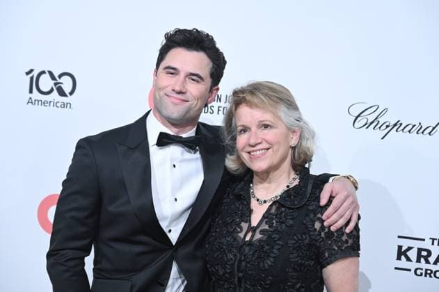 Robbie GK, Mother at arrivals for 34th Annual Elton John AIDS Foundation Academy Awards Viewing Party, West Hollywood Park, Los Angeles, CA, March 15, 2026. Photo By: Michael Mattes Everett Collection 34th Annual Elton John AIDS Foundation Academy Awards Viewing Party PUBLICATIONXNOTxINxCANxCHNxFRAxITAxJPNxNORxPOLxRUSxESPxUKxUSA