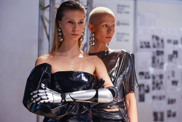 RUSSIA, MOSCOW - MARCH 16, 2026: Models are seen before a runway show as part of the 6th Moscow Fashion Week at the Manege Central Exhibition Hall (Moscow Manege) Moscow Russia  - ZUMAt113 20260316_zaa_t113_289 Copyright: xPavelxSeleznevx