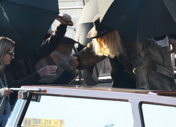 The second season of the TV series The Studio , created by and starring Seth Rogen, has started filming in Venice. In the photo: Madonna  Copyright: xMatteoxChinellatox xipa-agency.netx xipa-agency.netx xMatteoxChinellatox IPA_Agency_IPA73001857