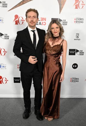 Photocall of the 34th edition of the Actors and Actresses Union Awards Vícto Clavijo and Carolina Bona pose at the photocall of the 34th edition of the Actors and Actresses Union Awards, on March 16, 2026, in Madrid Spain The Union Awards have a characteristic that makes them unique and special, as they are the vote of the profession, being the Unions own membership who chooses the winners from among all his companeros and companeras 16 MARCH 2026 José Madrid Madrid Madrid Spain  Copyright: xJosÃ xOlivax 7372314