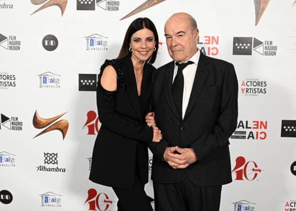Photocall of the 34th edition of the Actors and Actresses Union Awards Maribel Verdú and Antonio Resines pose at the photocall of the 34th edition of the Actors and Actresses Union Awards, on March 16, 2026, in Madrid Spain The Union Awards have a characteristic that makes them unique and special, as they are the vote of the profession, being the own membership of the Union who chooses the winners from among all their companeros and companeras 16 MARCH 2026 José Madrid Madrid Spain  Copyright: xJosÃ xOlivax 7372339