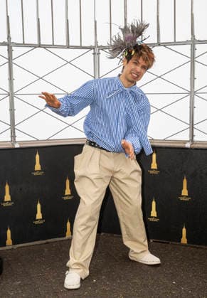 March 16, 2026, New York, New York, USA: JULIO TORRES visits the Empire State Building in New York for a photo opportunity to celebrate his upcoming HBO special, Color Theories. 16 March 2026 New York USA - ZUMAa265 20260316_zep_a265_012 Copyright: xEricxAcquayex