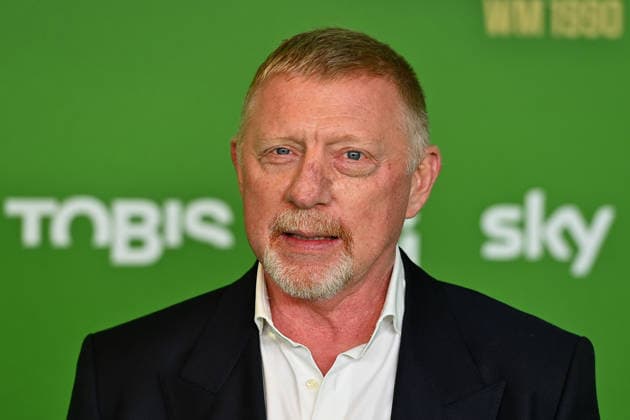 Boris BECKER, Einzelbild,angeschnittenes Einzelmotiv,Portrait,Portraet. Premiere EIN SOMMER IN ITALIEN-WM 1990. am 16.03.20226 im Mathaeser Kino in Muenchen. Roter Teppich,Red Carpet.