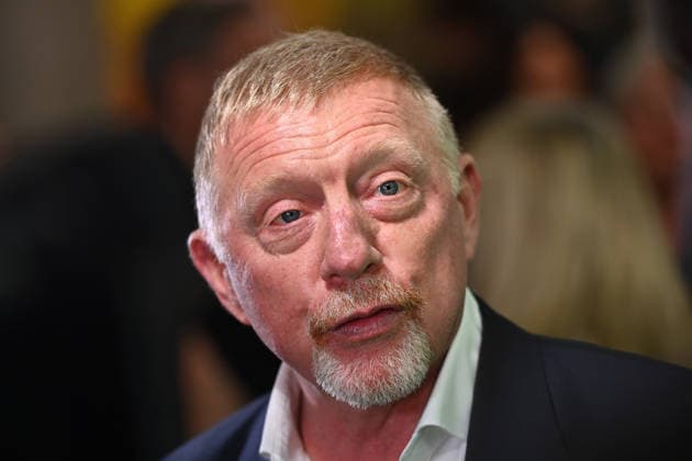 Boris BECKER, Einzelbild,angeschnittenes Einzelmotiv,Portrait,Portraet. Premiere EIN SOMMER IN ITALIEN-WM 1990. am 16.03.20226 im Mathaeser Kino in Muenchen. Roter Teppich,Red Carpet.