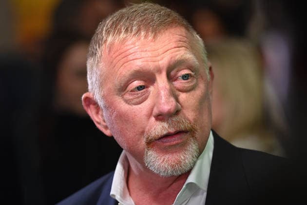 Boris BECKER, Einzelbild,angeschnittenes Einzelmotiv,Portrait,Portraet. Premiere EIN SOMMER IN ITALIEN-WM 1990. am 16.03.20226 im Mathaeser Kino in Muenchen. Roter Teppich,Red Carpet.