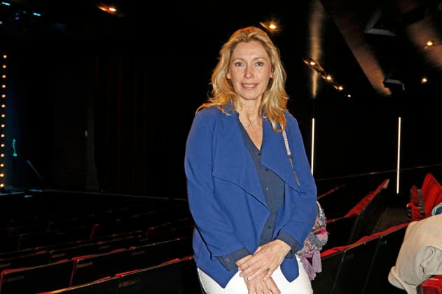 Tokessa Martinius bei der Premiere vom Literatur-Konzert Sabine Kaack & United Baroque - Der Geist der Mirabelle im Ohnsorg Theater. Hamburg, 16.03.2026