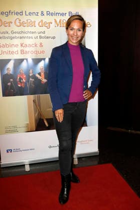 Ilka Groenewold bei der Premiere vom Literatur-Konzert Sabine Kaack & United Baroque - Der Geist der Mirabelle im Ohnsorg Theater. Hamburg, 16.03.2026