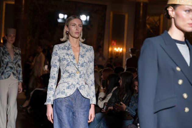 The Extreme Collection - MadridEsModa Fashion Week Madrid A model walks the runway wearing a design by The Extreme Collection during MadridEsModa Fashion Week in hotel Wwlinton de Madrid , 16 March 2026 Spain Madrid Spain Copyright: xAtilanoxGarciax xSOPAxImagesx photos08765