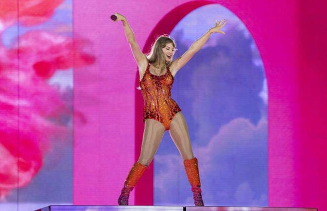 March 16, 2026: Taylor Swift performs onstage during The Eras Tour at Hard Rock Stadium on Friday, Oct. 18, 2024, in Miami Gardens, Florida. Swift s two most recent No. 1 singles on the Billboard Hot 100 in March 2026, Opalite and The Fate of Ophelia, are both over 120 BPM. A new study based on research by Bond University says songs that are above medium tempo 110 BPM can lead to risky driving behavior. Conversely, songs that are too slow, under 80 BPM, can yield drowsy driving. - ZUMAm67_ 20260316_zaf_m67_017 Copyright: xMatiasxJ.xOcnerx