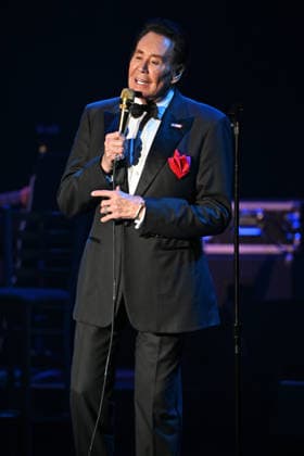 Wayne Newton performs during The Mr. Las Vegas Memories & Melodies Tour at The Parker Featuring: Wayne Newton Where: Fort Lauderdale, Florida, United States When: 16 Mar 2026 Credit: Robert Bell INSTARimages EDITORIAL USE ONLY. NOT FOR USE BY NEWSPAPERS BASED IN THE UK. Copyright: xx instar55560243