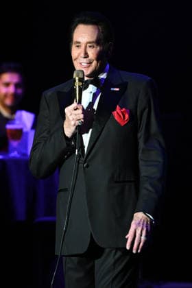 Wayne Newton performs during The Mr. Las Vegas Memories & Melodies Tour at The Parker Featuring: Wayne Newton Where: Fort Lauderdale, Florida, United States When: 16 Mar 2026 Credit: Robert Bell INSTARimages EDITORIAL USE ONLY. NOT FOR USE BY NEWSPAPERS BASED IN THE UK. Copyright: xx instar55560249