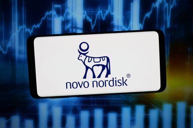 February 27, 2026, Germany: In this photo illustration, Danish pharmaceutical company Novo Nordisk AS logo is seen displayed on a smartphone in front of an abstract background on a computer screen. Germany  - ZUMAs197 20260227_aab_s197_102 Copyright: xTimonxSchneiderx