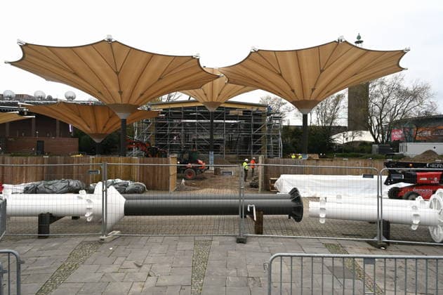 Baustelle des Kölner Tanzbrunnen der nach umfangreicher Sanierung pünktlich zu Saisonstart am 09.05.2026 fertig sein soll
