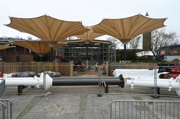 Baustelle des Kölner Tanzbrunnen der nach umfangreicher Sanierung pünktlich zu Saisonstart am 09.05.2026 fertig sein soll