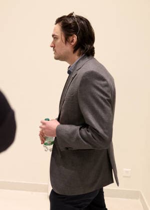 Alain-Fabien Delon au tribunal Alain-Fabien Delon arrive au Tribunal correctionnel de Paris pour le procÃ s qui l oppose a sa soeur Anouchka. France , Paris le 17 mars 2026  Copyright: xDidierxFereyx