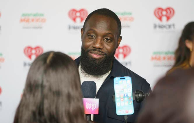 March 16, 2026: Austin, Texas. 2026 IHeartPodcast Awards, Hosts, Presenters, and Guest attendees arrive at the red carpet. Juju Green interviews with the Press. - ZUMAda1_ 20260316_zap_da1_038 Copyright: xSandraxDahdahx