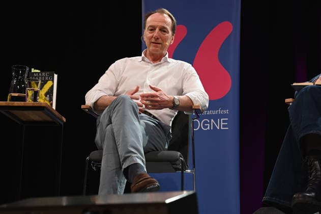 Der österreichische Autor Marc Elsberg liest und spricht auf der Lit.Cologne, dem internationalen Literaturfestival